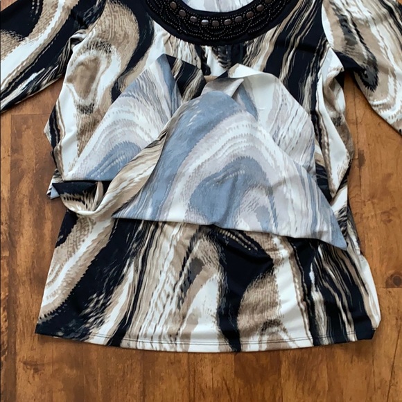 Zac and Rachel top NWT - Picture 4 of 9